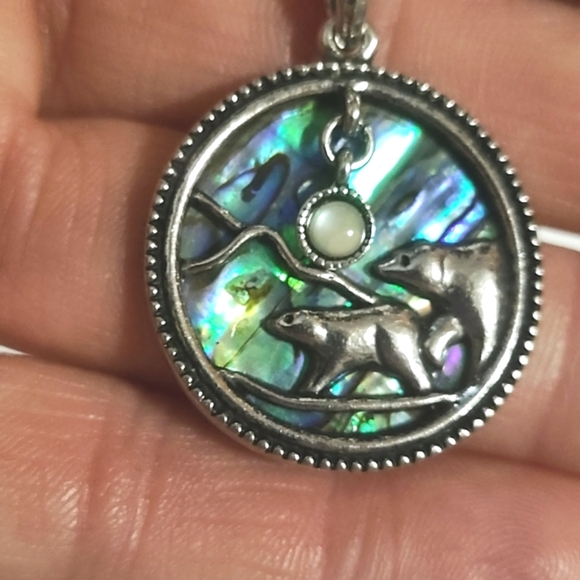 GLACIER PEARLE "MOONLIGHT BEARS" SILVER-PLATED ABALONE PENDANT 18-20" NECKLACE - Picture 5 of 9